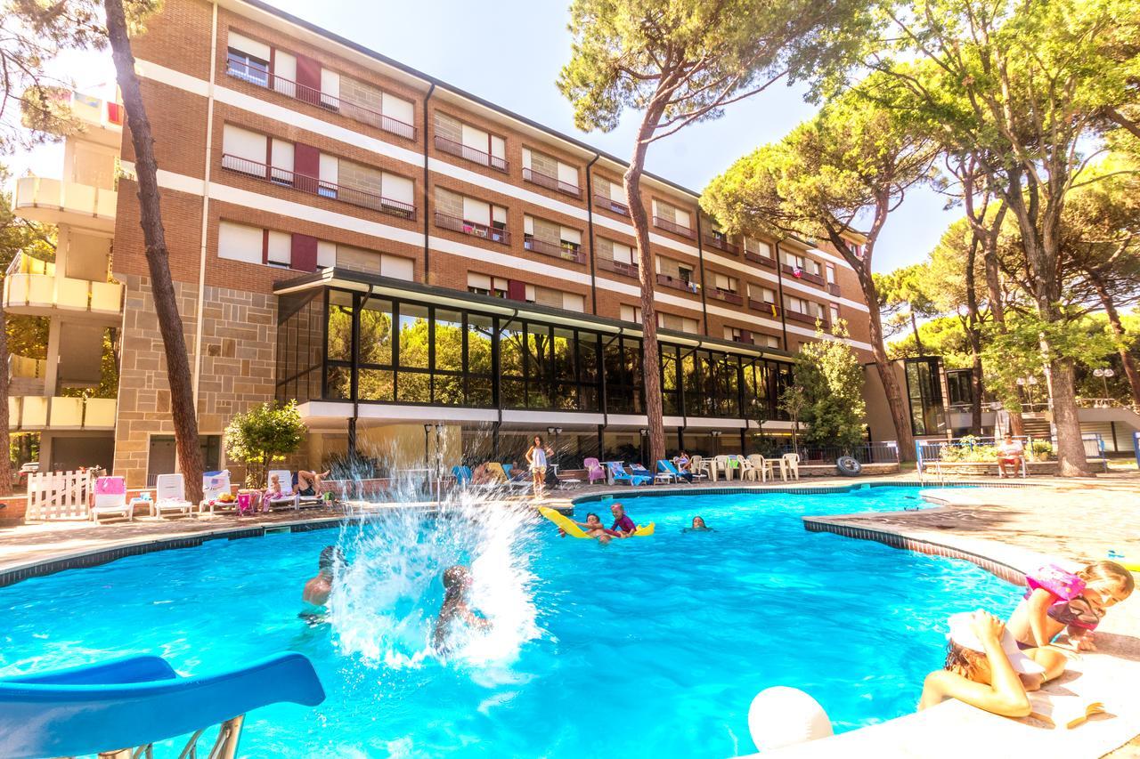 Meridiana Family & Nature Hotel Marina Romea Extérieur photo